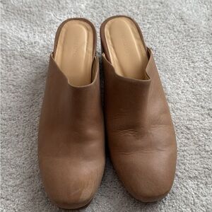Nisolo Women's Tan Leather Mules